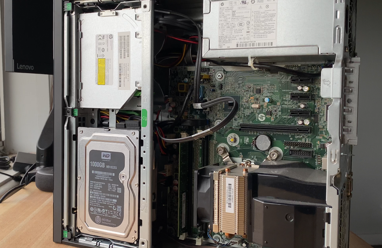 Building my first Homelab Server